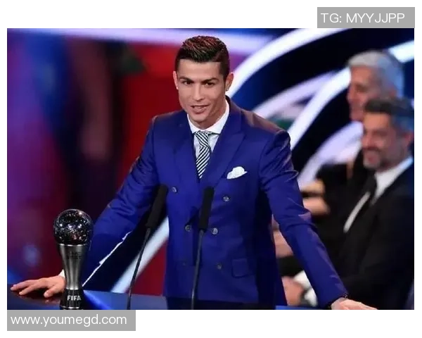 足球明星如何优雅穿搭西装展现个人魅力与时尚风格的完美结合